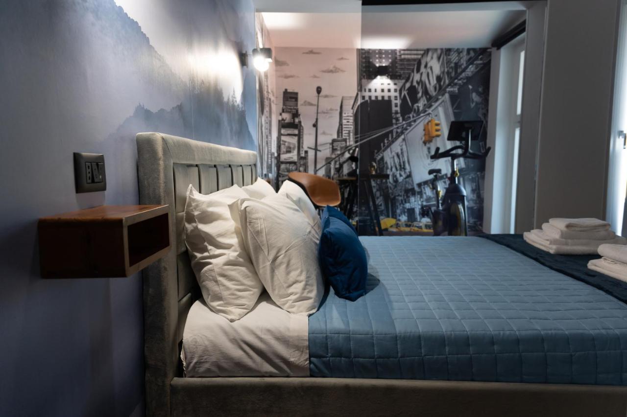 B&Business - Fibra Ultraveloce, Angolo Fitness, Smartworking & Parcheggio Coperto Su Richiesta コゼンツァ エクステリア 写真